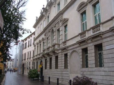 Vicenza, Palazzo Leoni Montanari