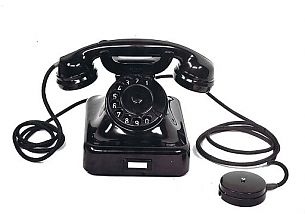 Telefono anni '30 (Archivio storico Telecom Italia)